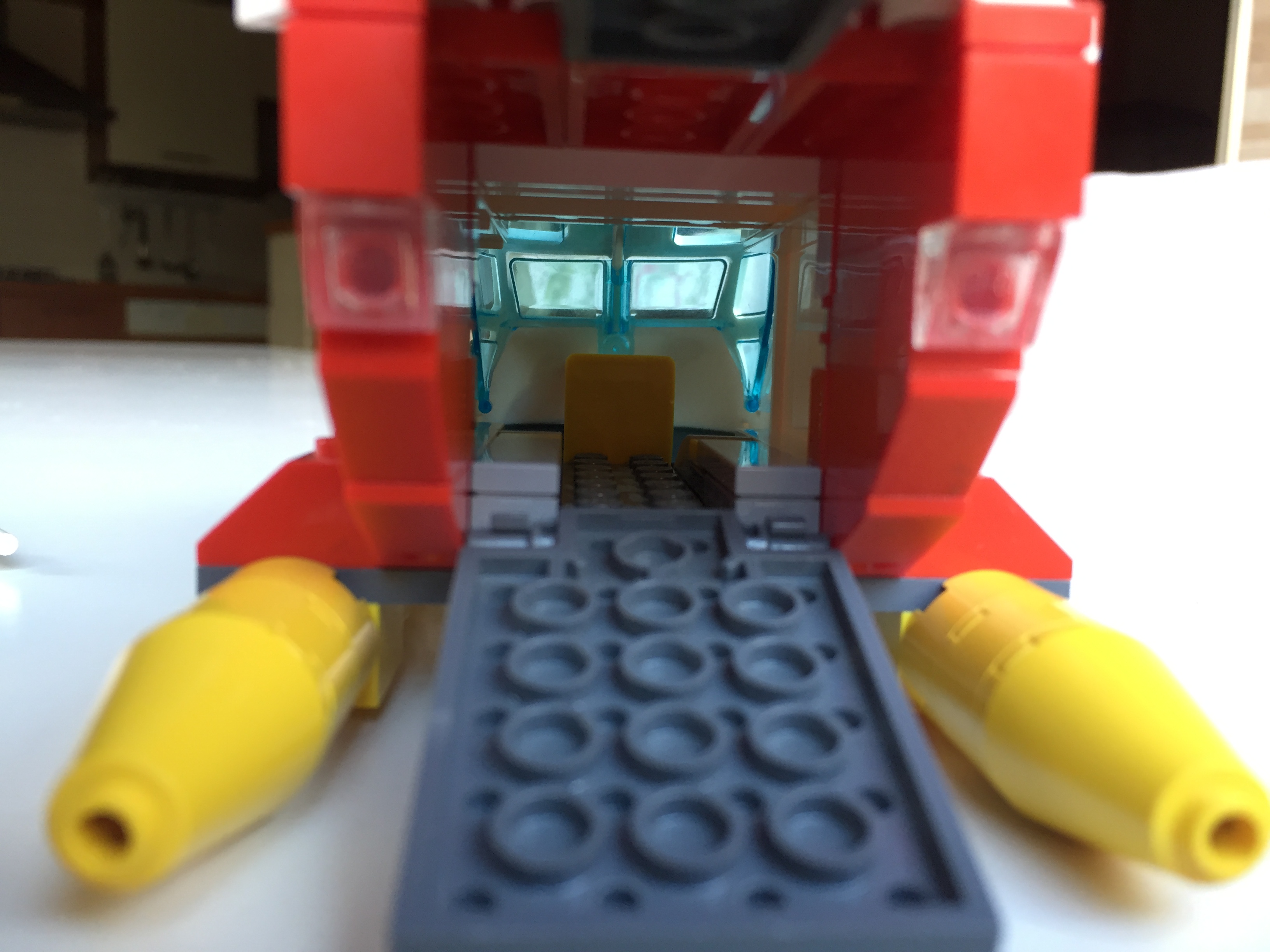 red-07.jpg
