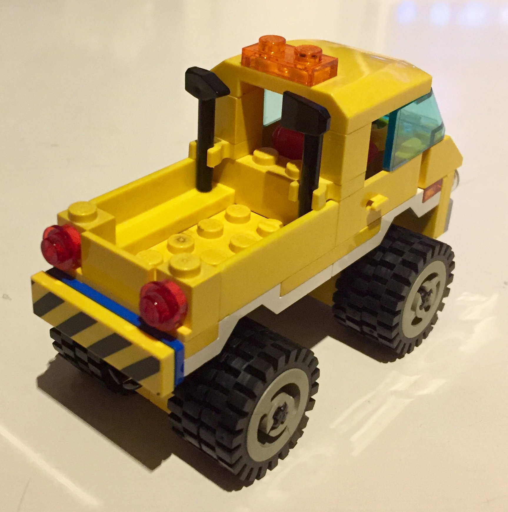 unimog-r03.jpg