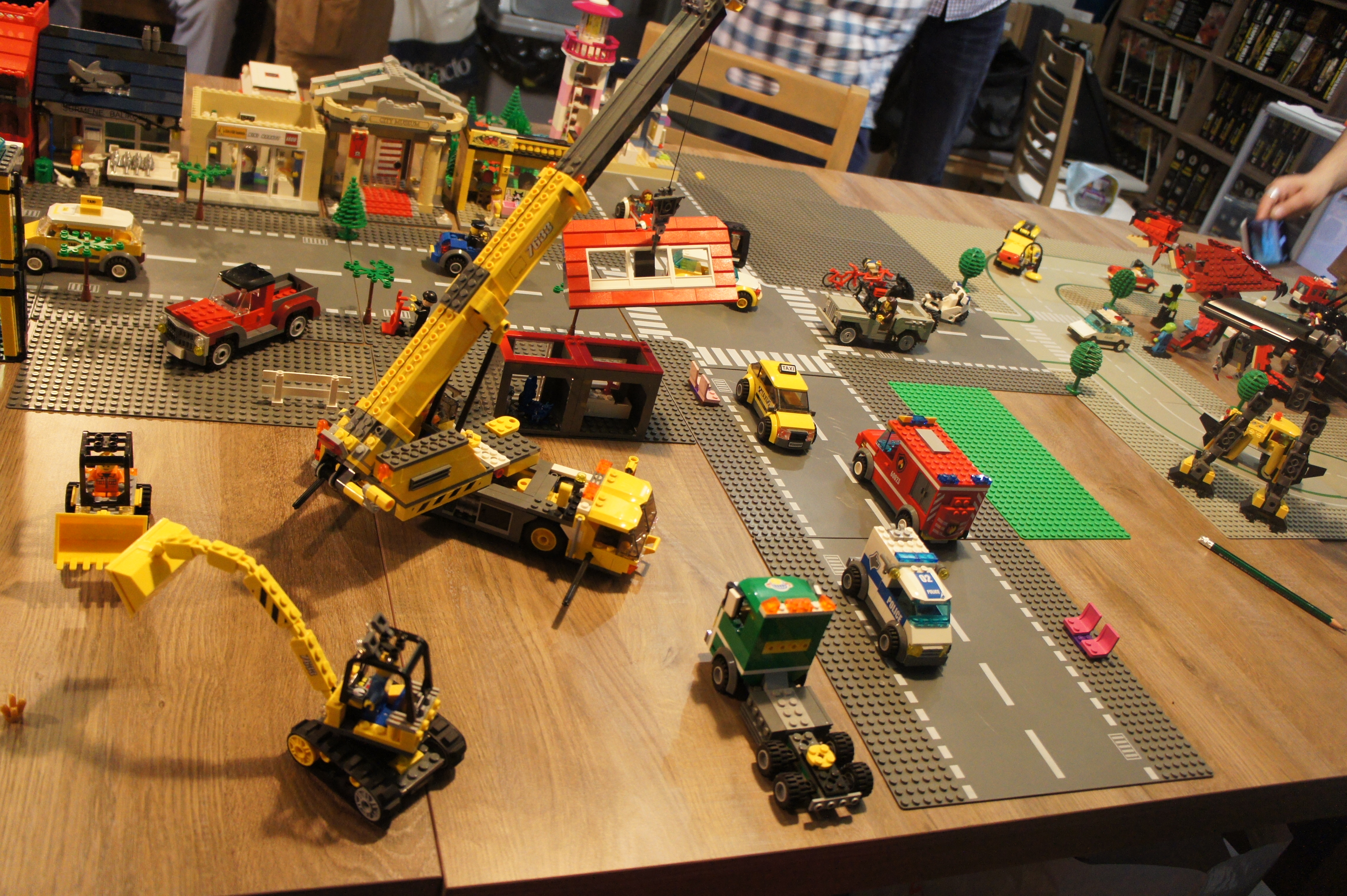 08-under_const.jpg