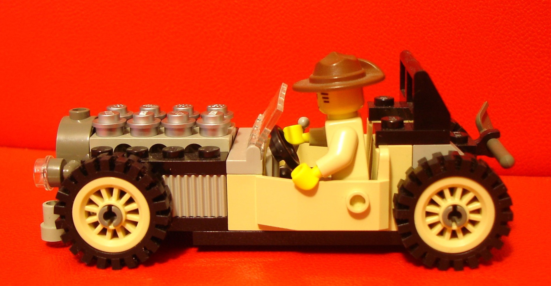 03-adventurer.jpg