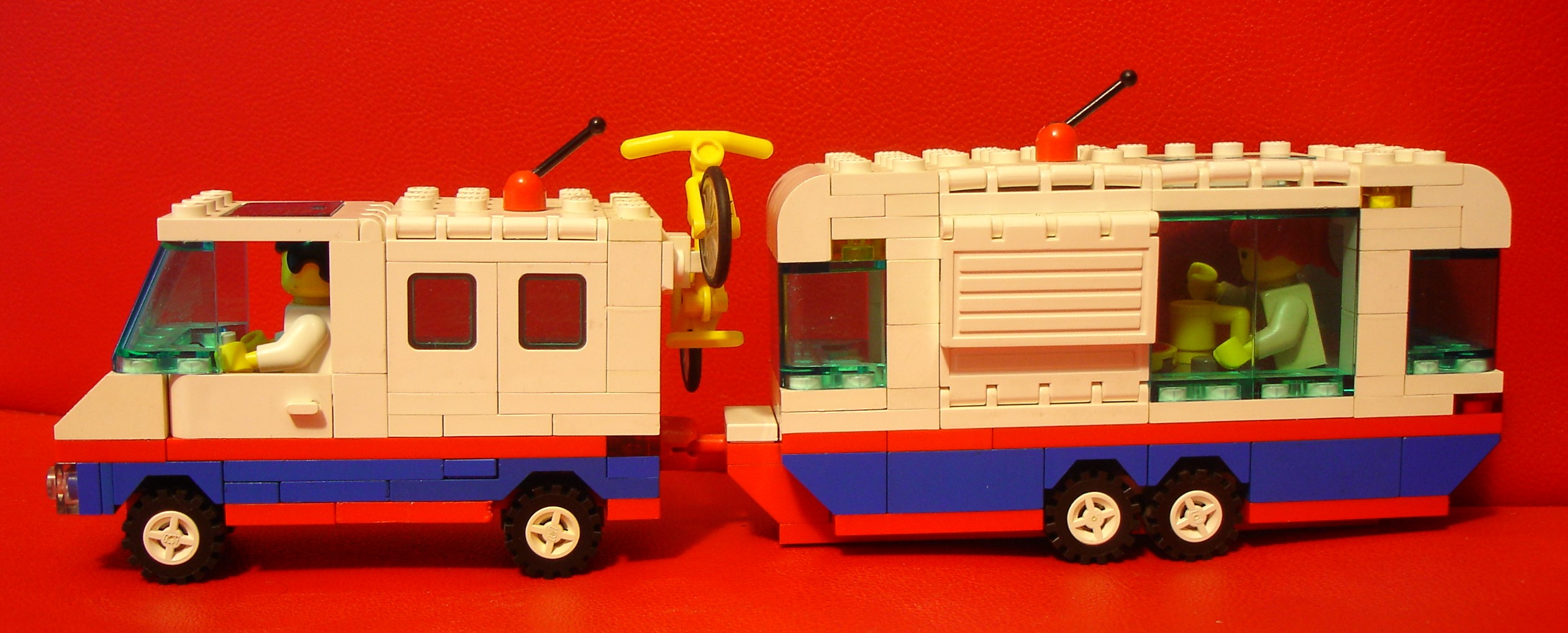 03-caravan.jpg