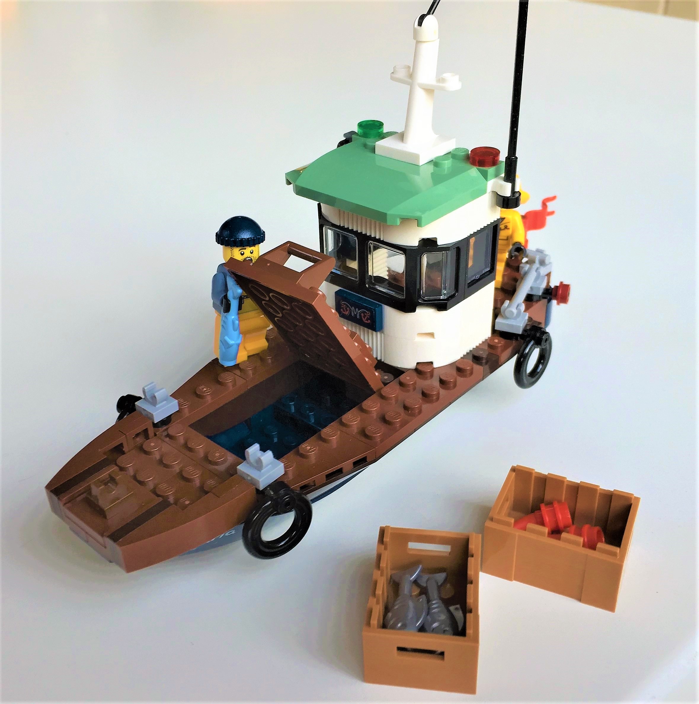 05-fishing_boat.jpg
