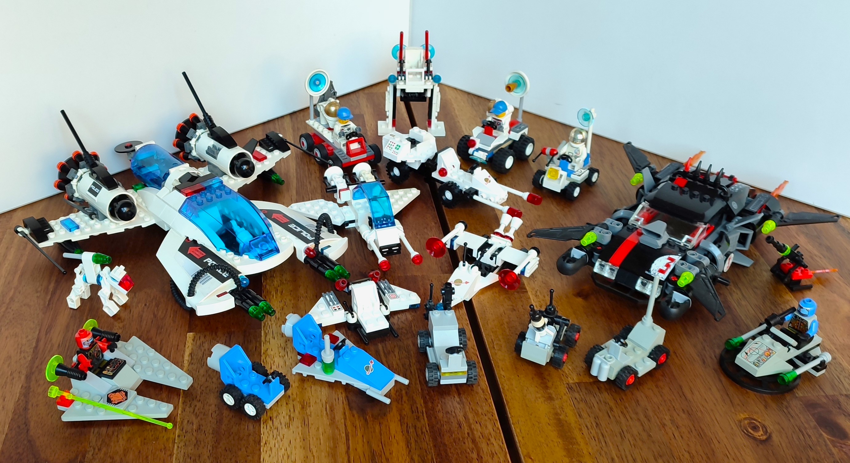 set_lot-08.jpg