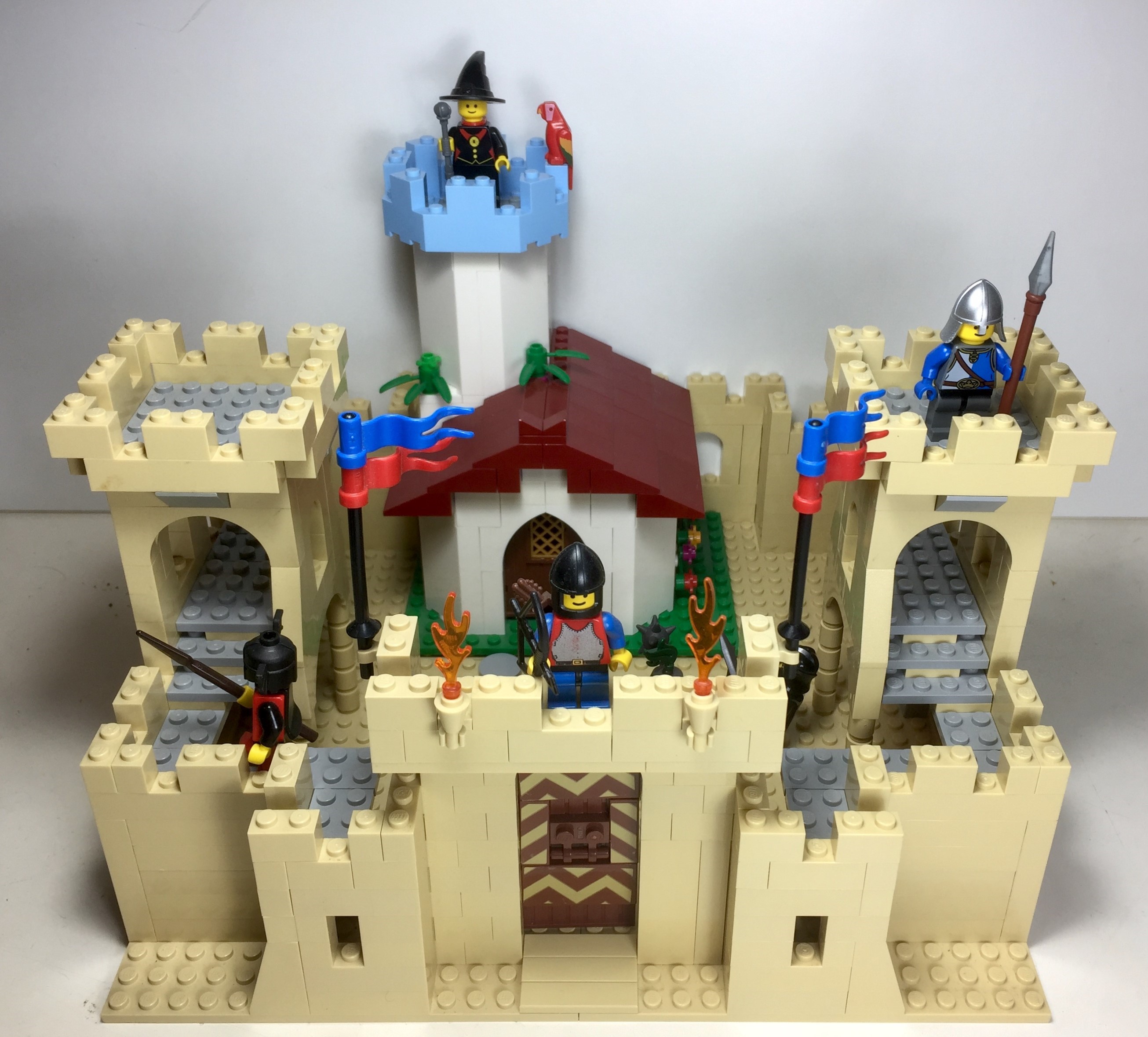 castle-03.jpg