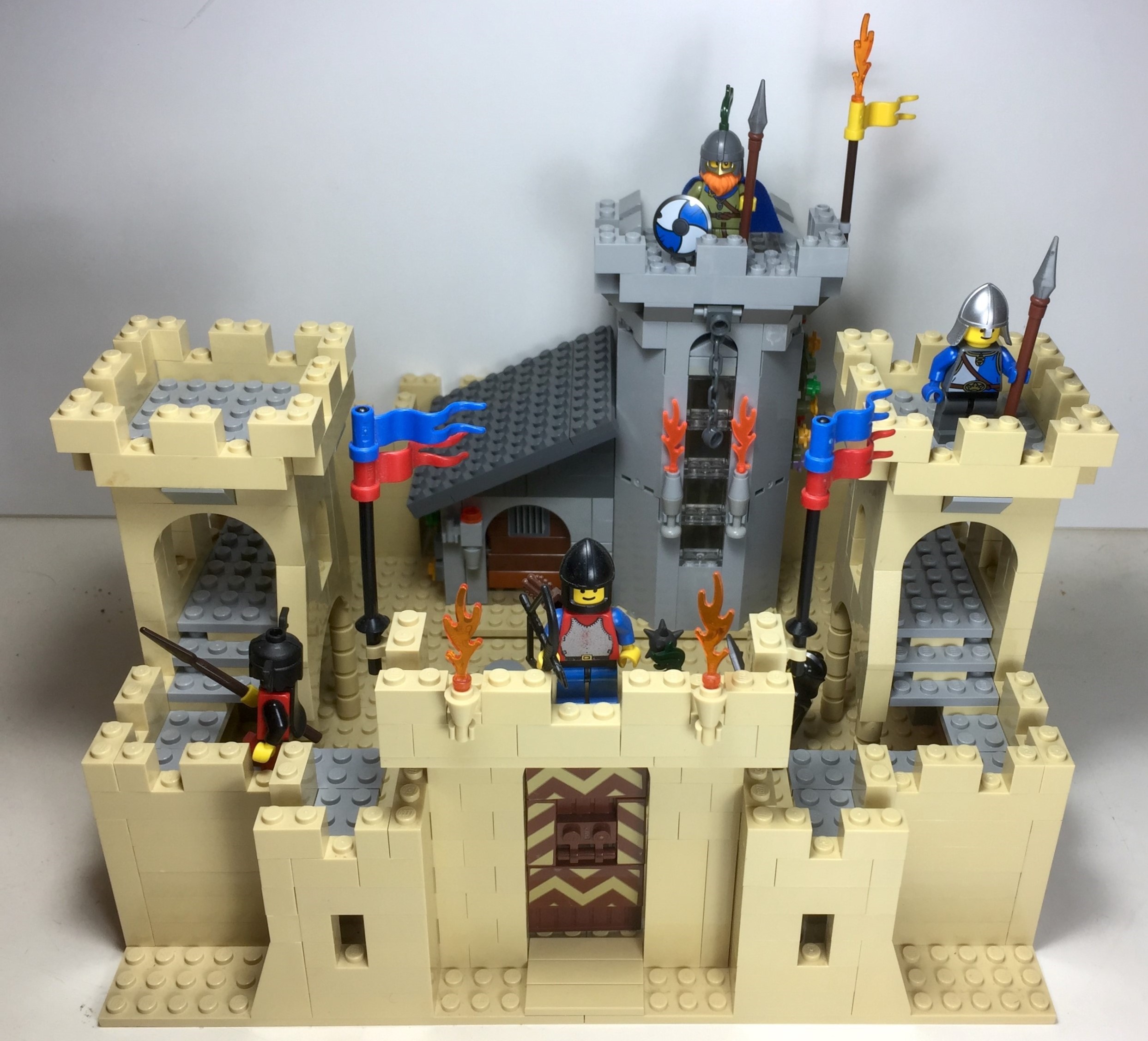 castle-04.jpg