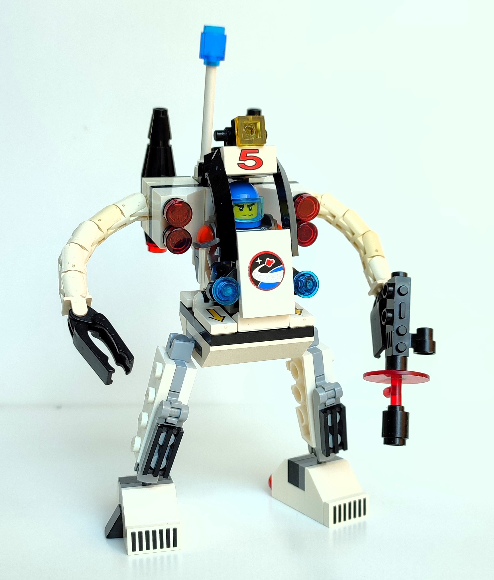 01-front.jpg