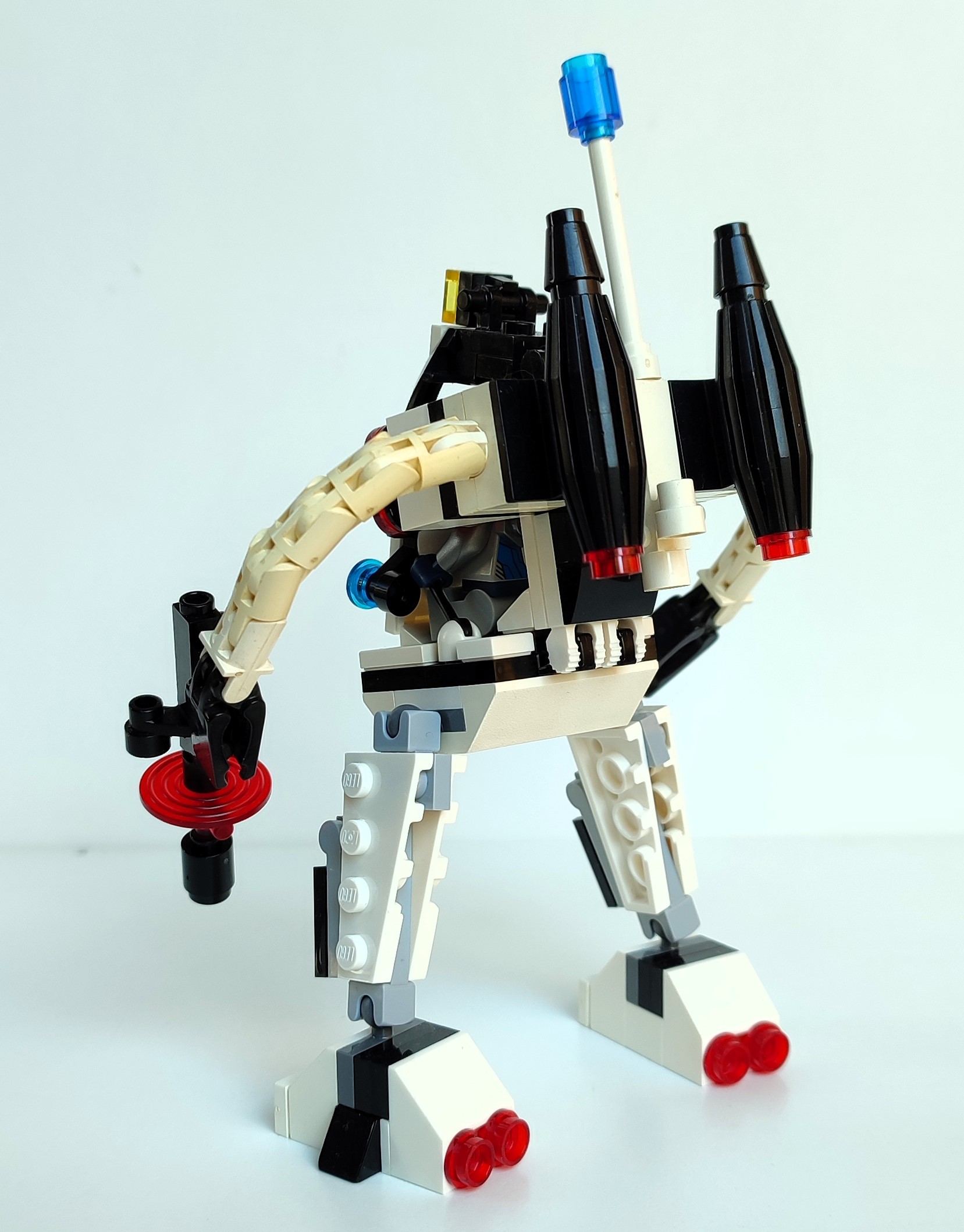 03-backleft.jpg