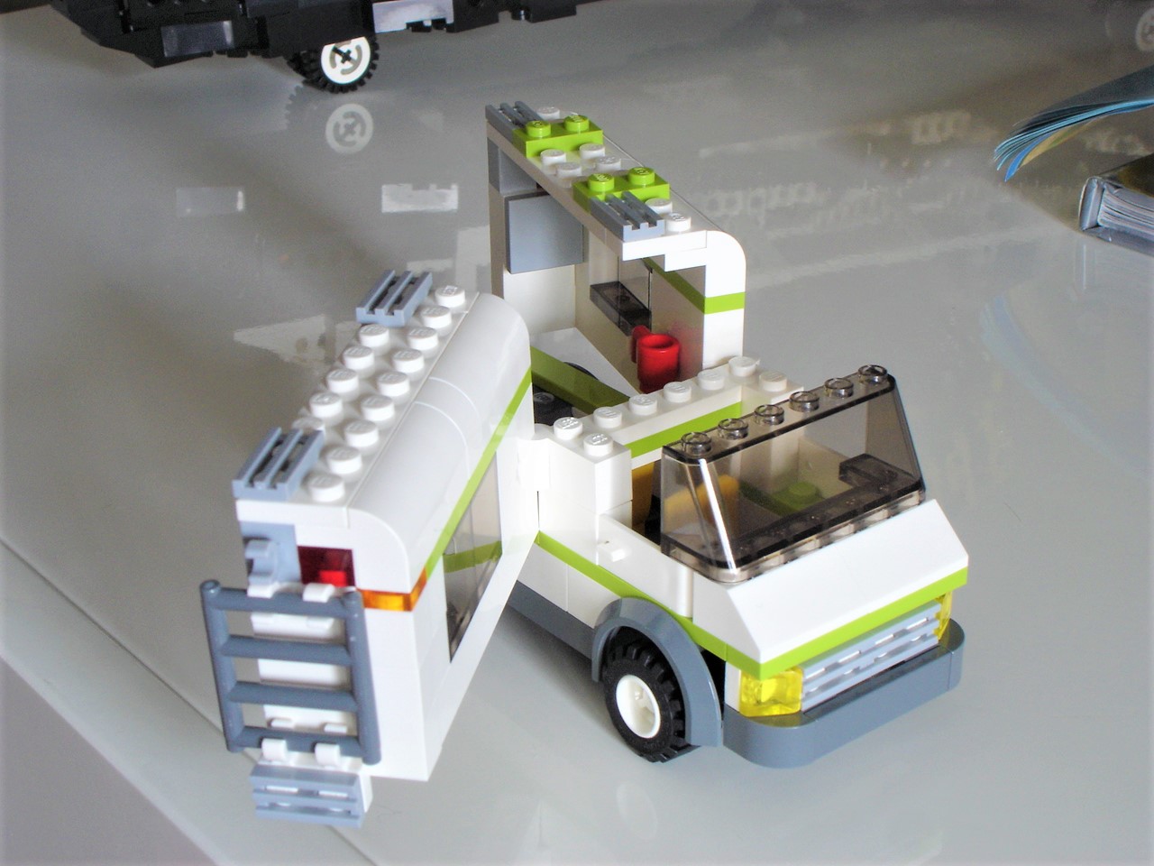 13-build.jpg