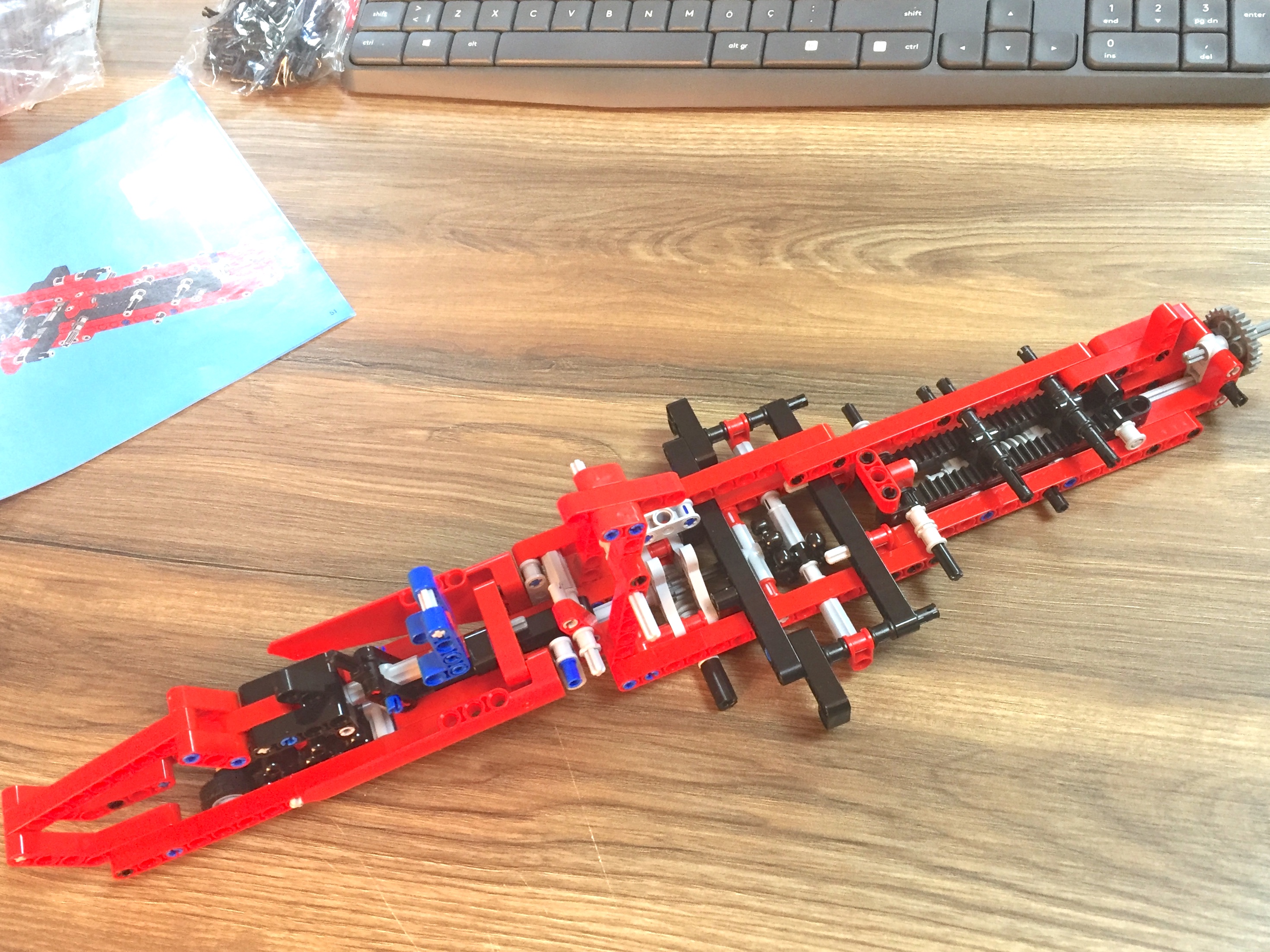 06-build.jpg