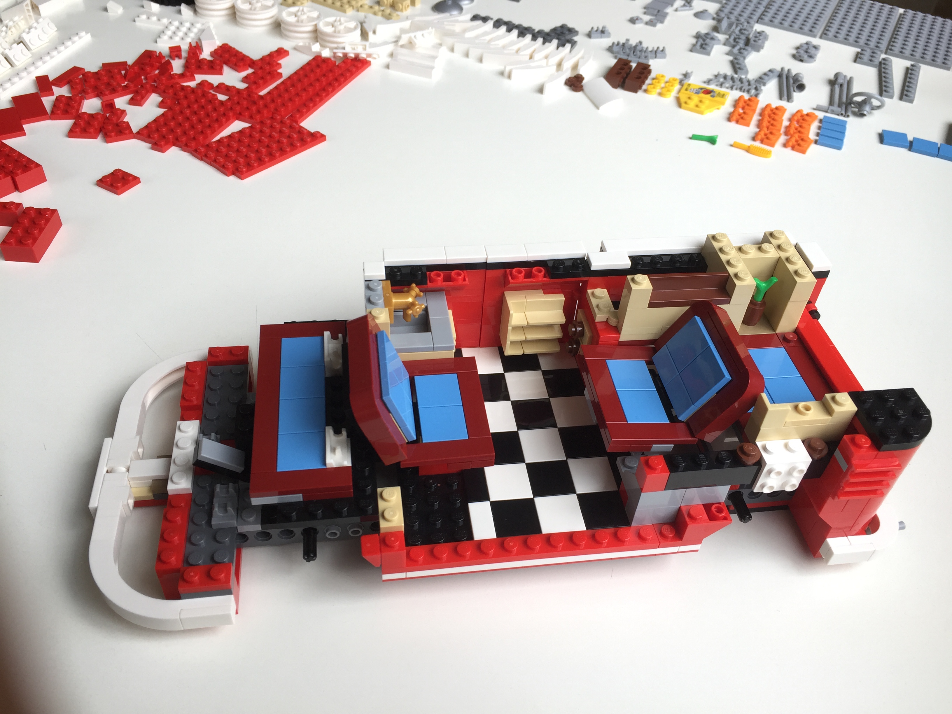 11-build.jpg