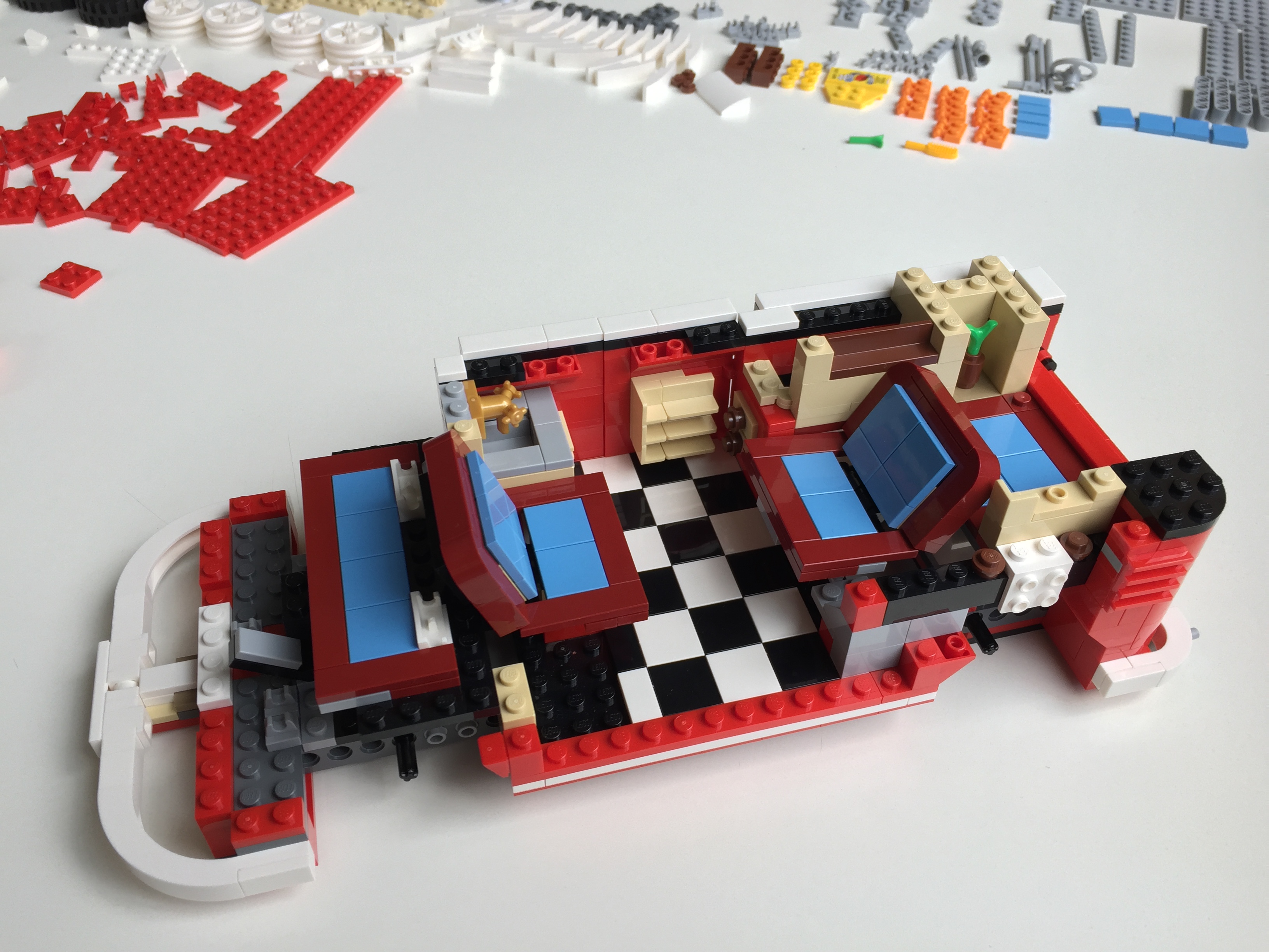 13-build.jpg