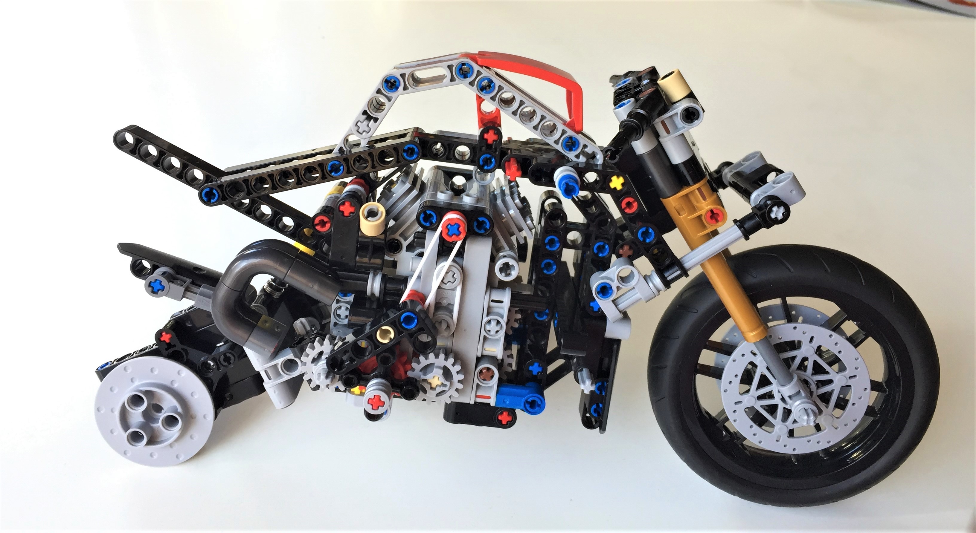 09-build.jpg