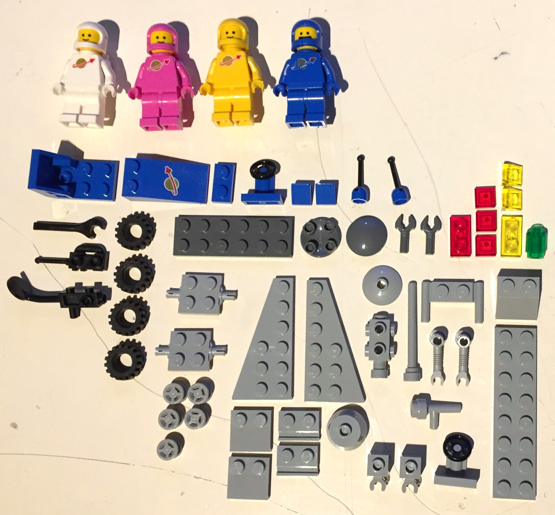 04-pieces.jpg