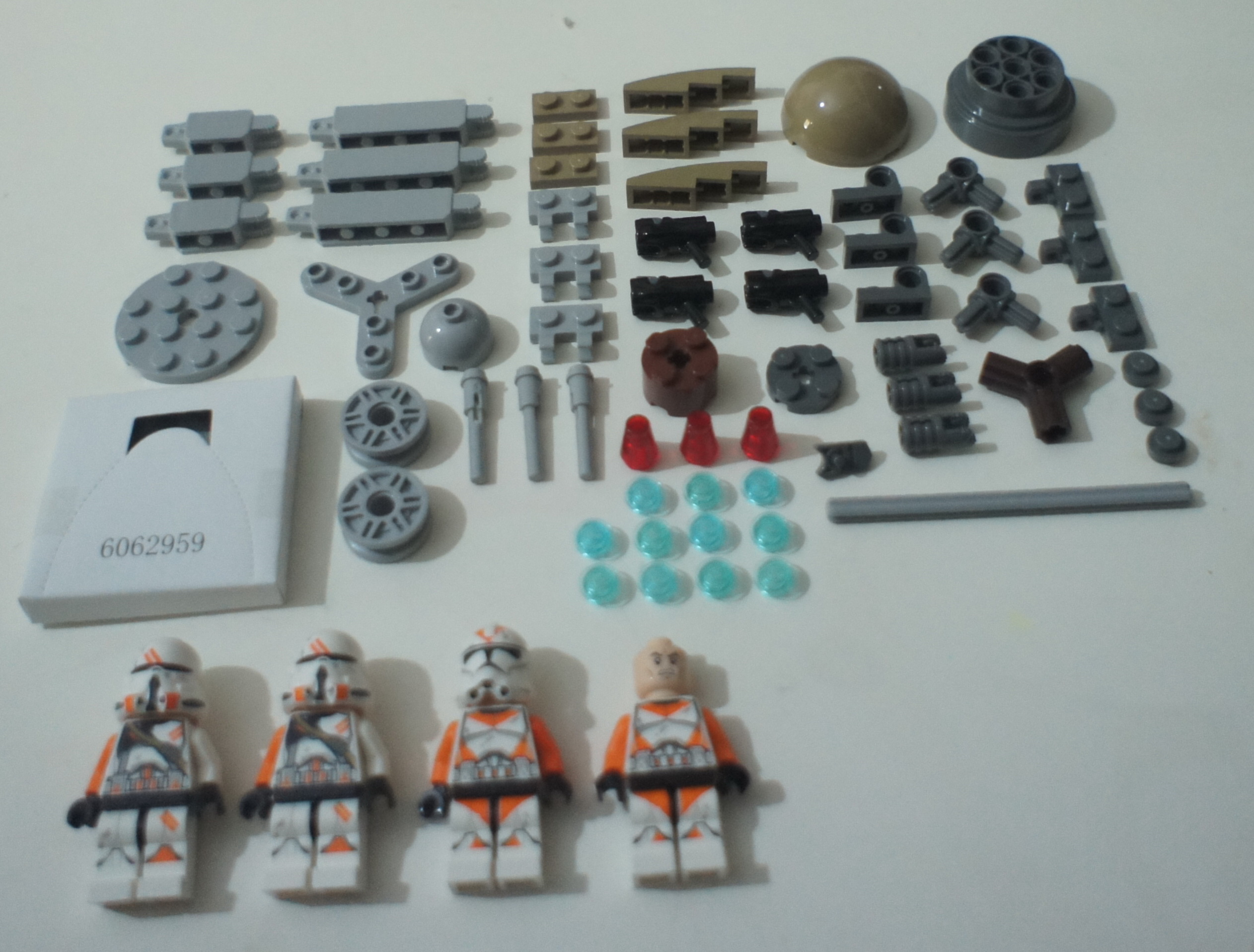 03-pieces.jpg