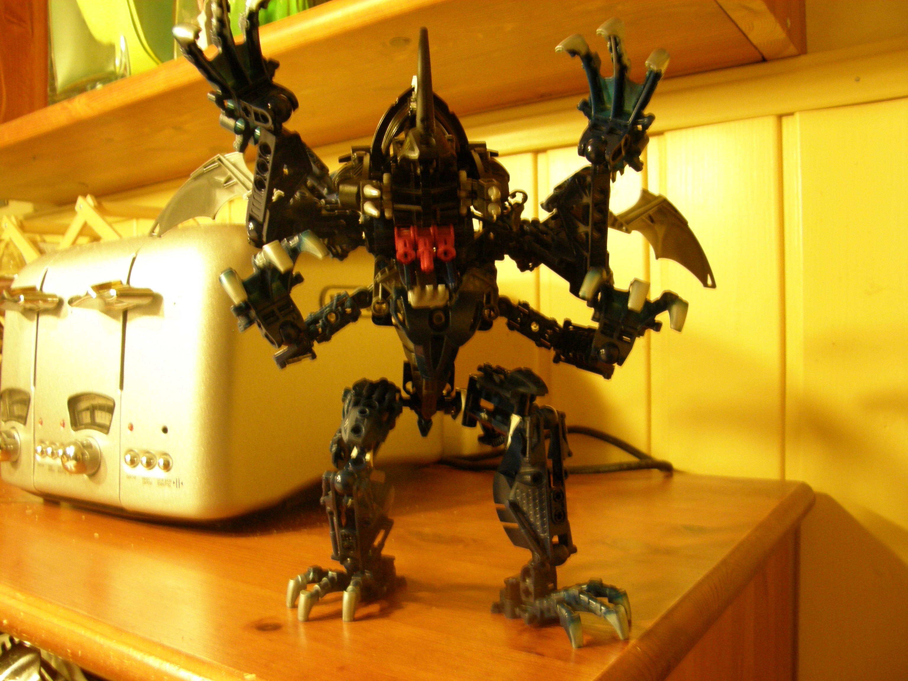bionicle_101.jpg