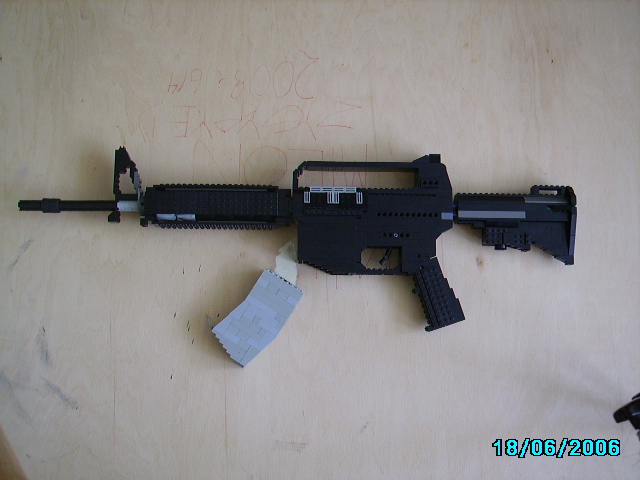 colt_m4a1_002.jpg