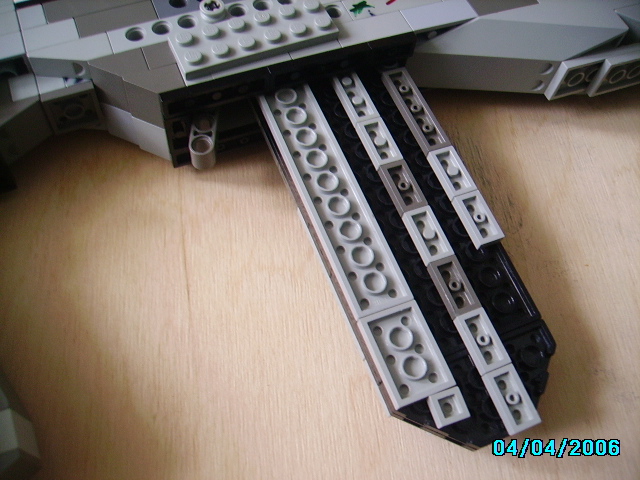 famas_007.jpg