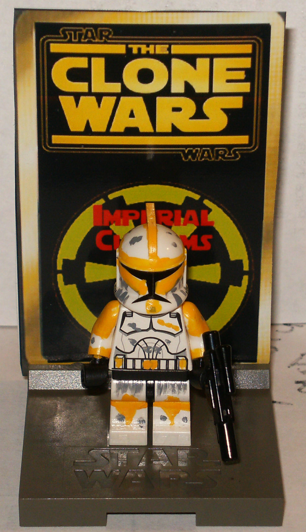 yellow_arc_trooper_02.jpg