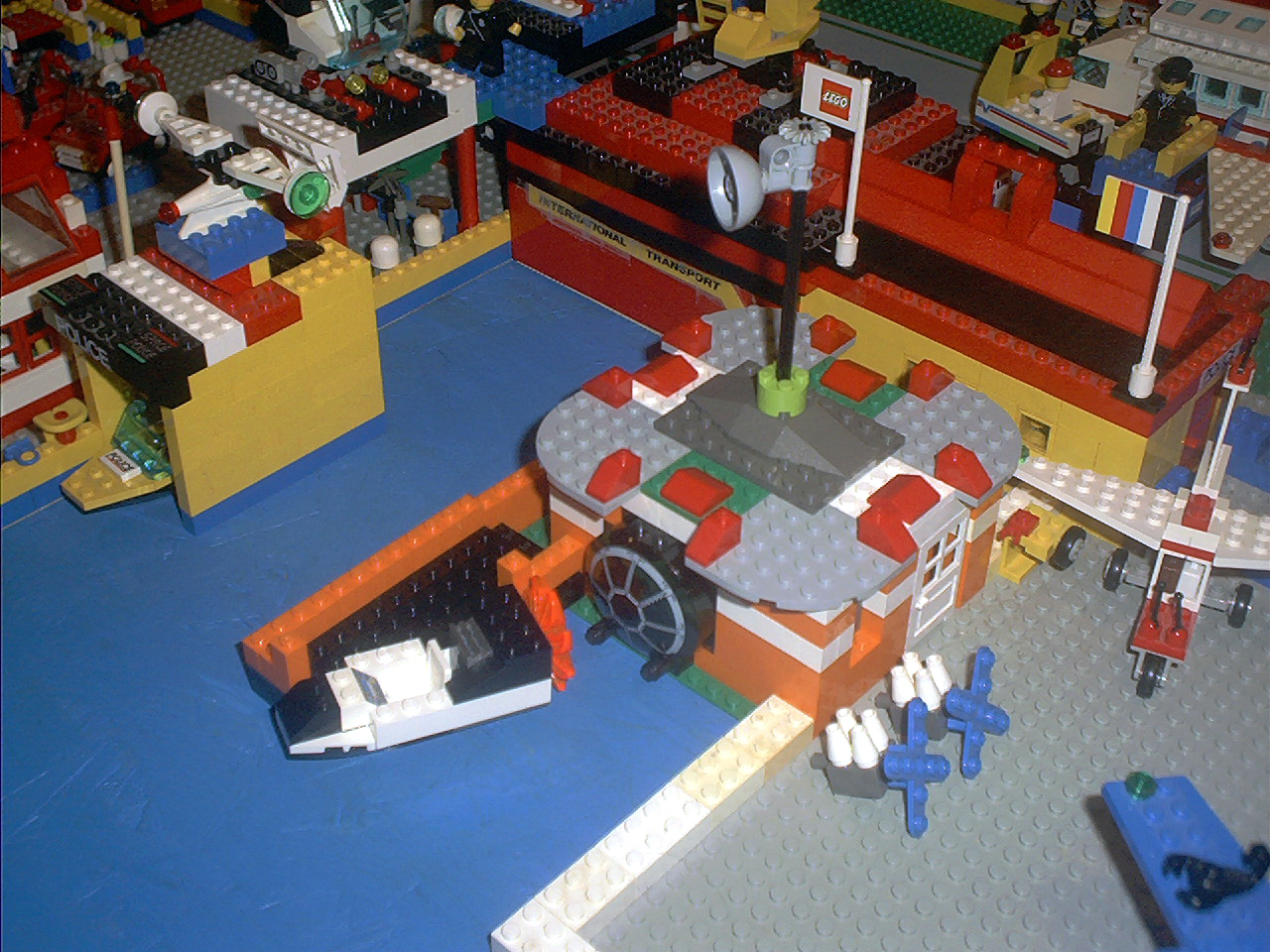 maintenance_building.jpg