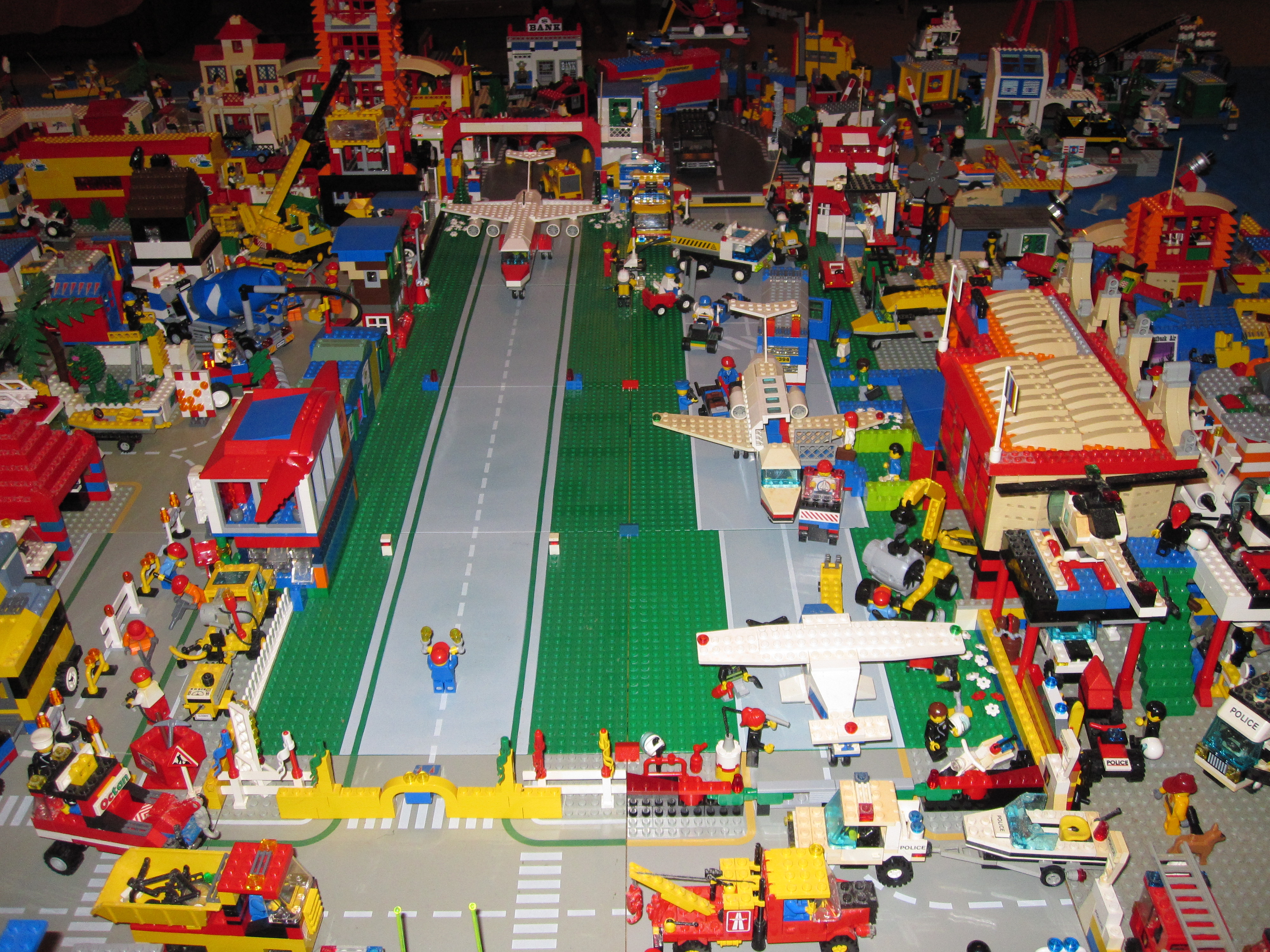 airport1.jpg