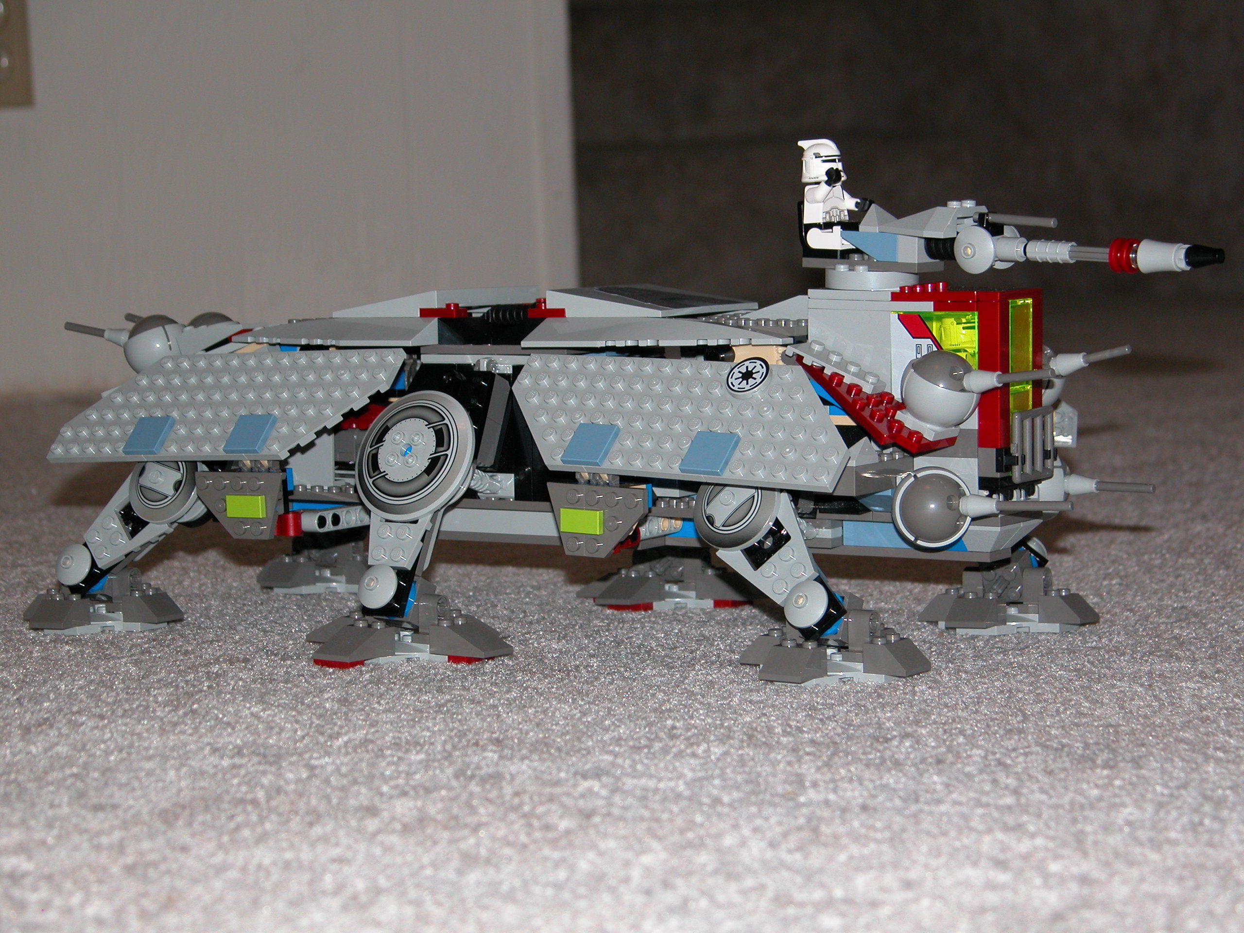 legos_1_24_2004_026.jpg
