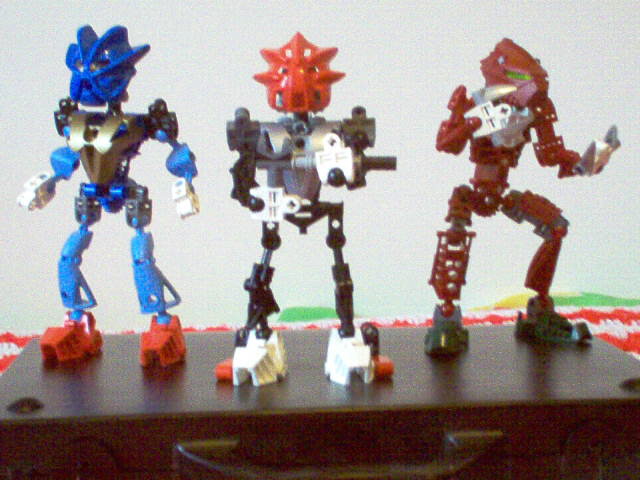 team_pic.jpg
