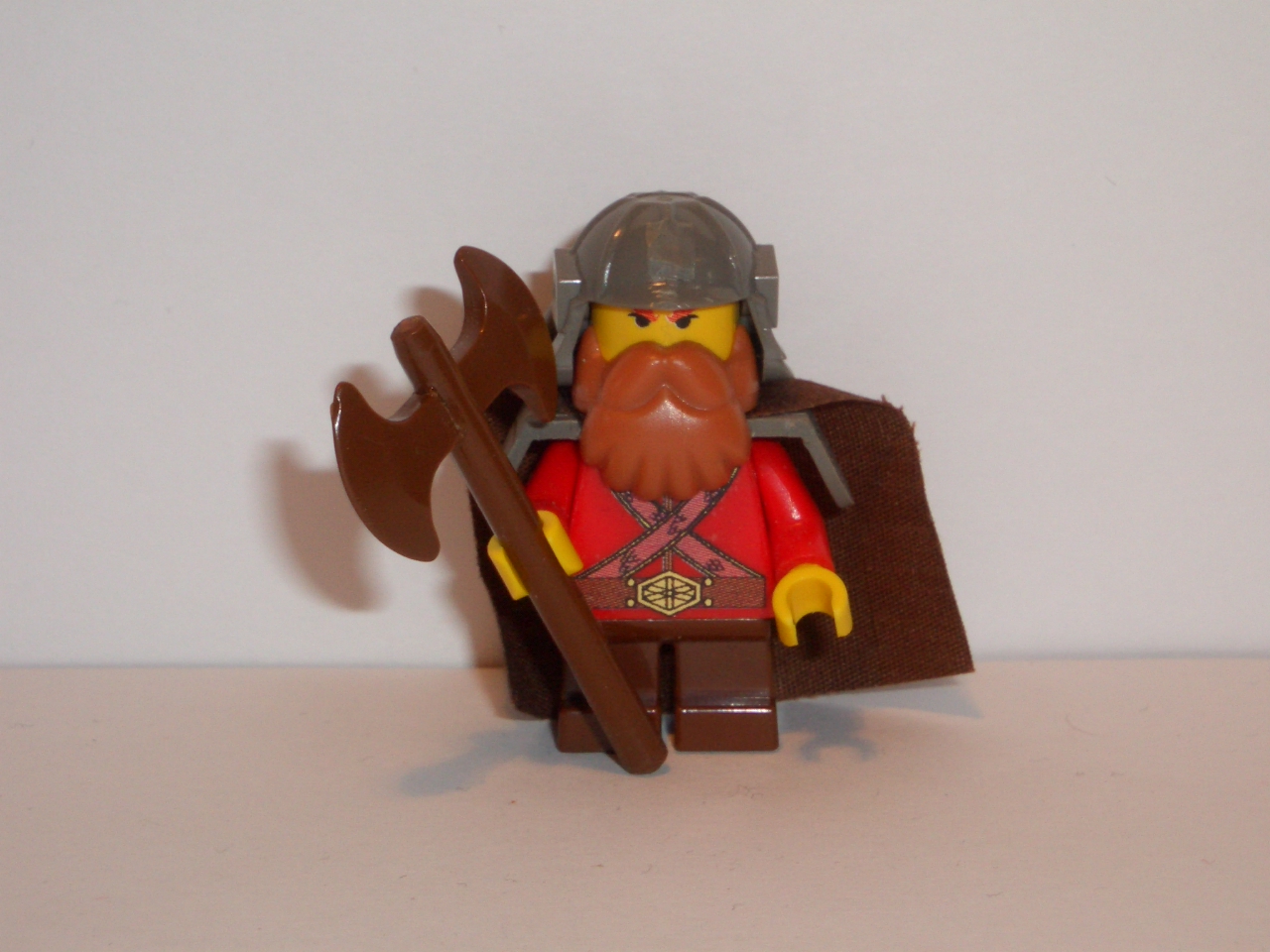 gimli_with_great_battle-axe.jpg