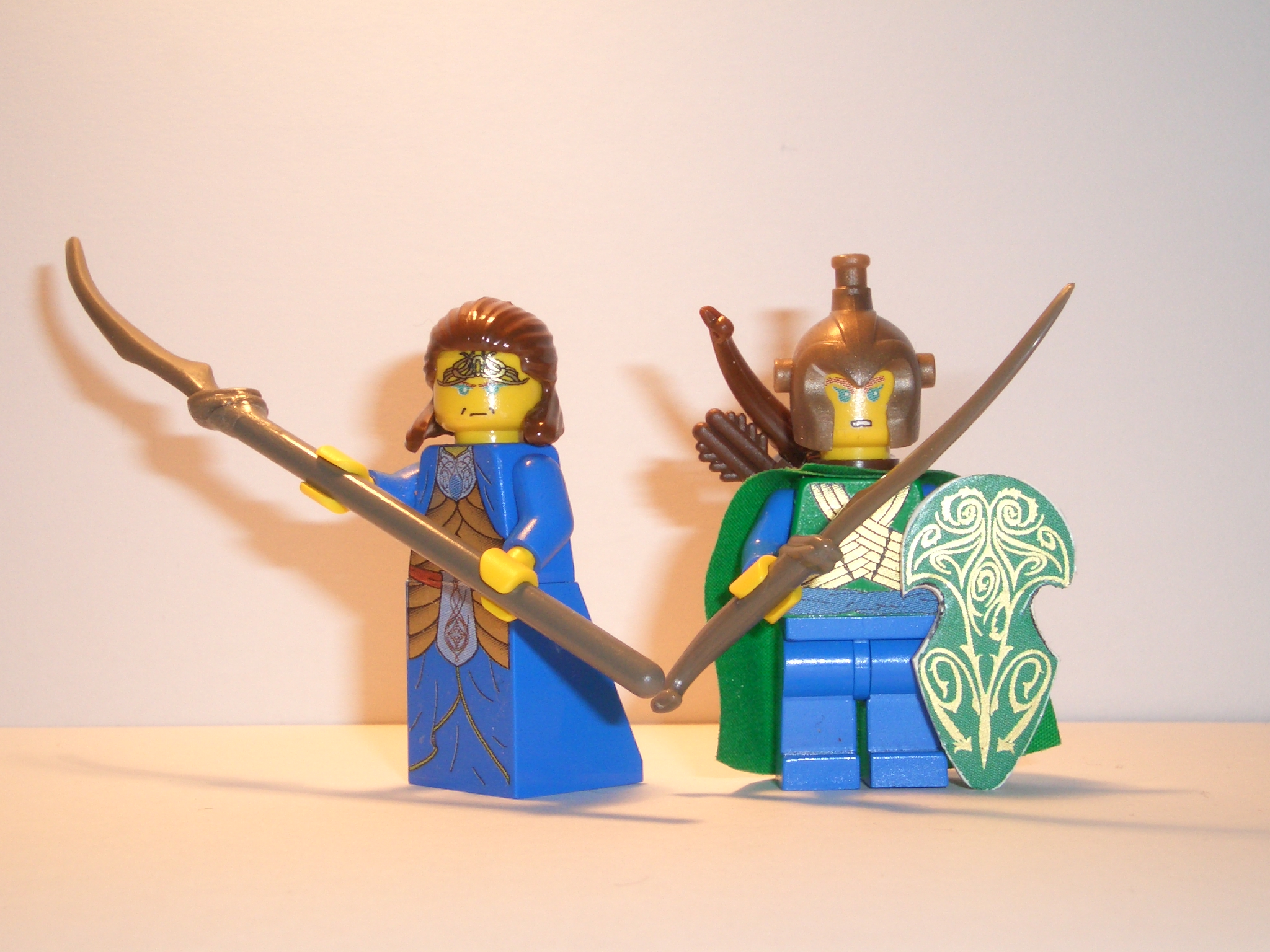 gil-galad_with_elven_soldier.jpg