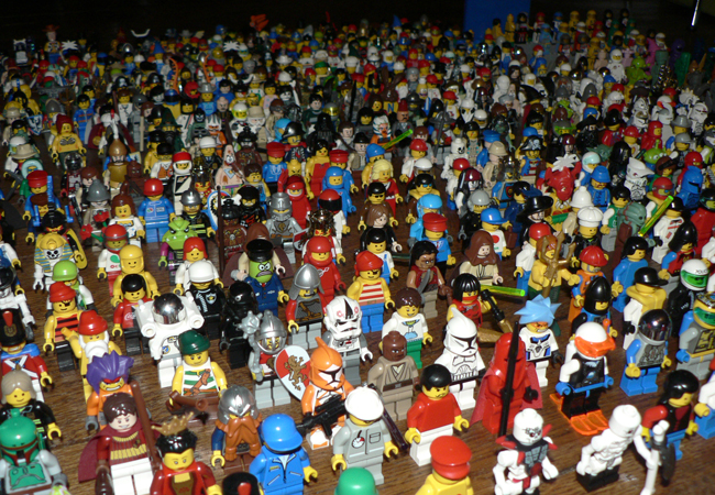 all-minifigs_4.jpg