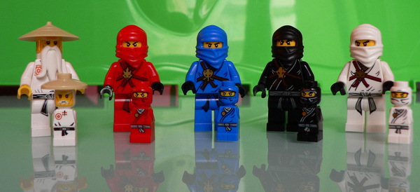 mini_-_micro_ninjago_1.jpg