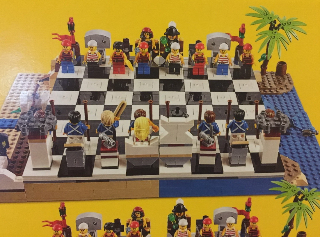 lego_pirates_chess_2.jpg