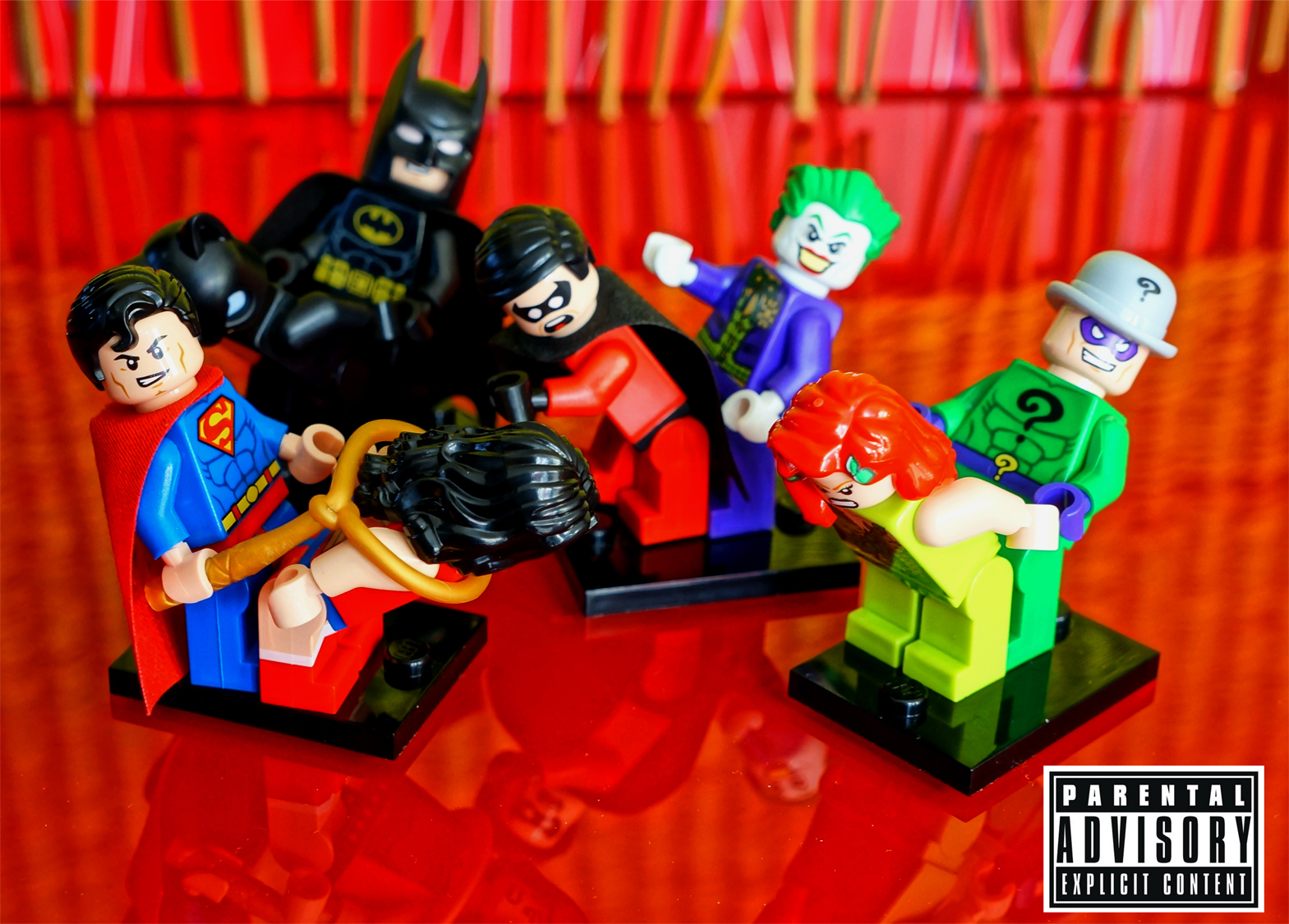 lego_superheroes-_x.jpg