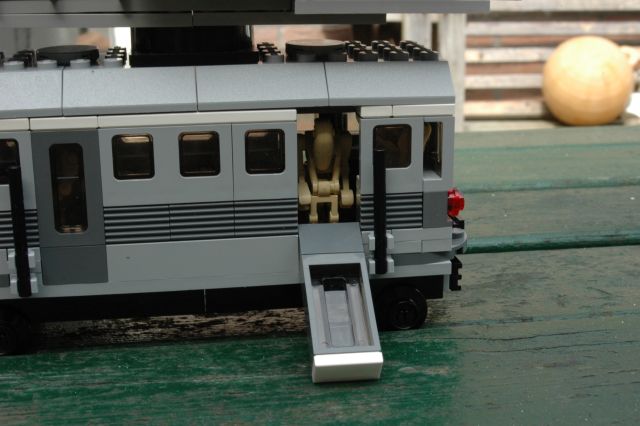 droidtrain_10.jpg