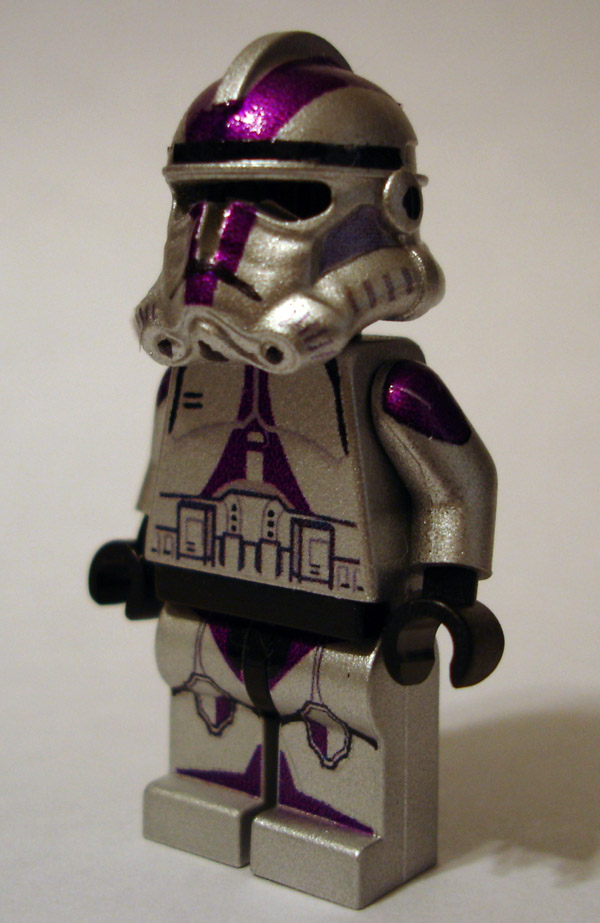 silver_purple_501st_trooper.jpg