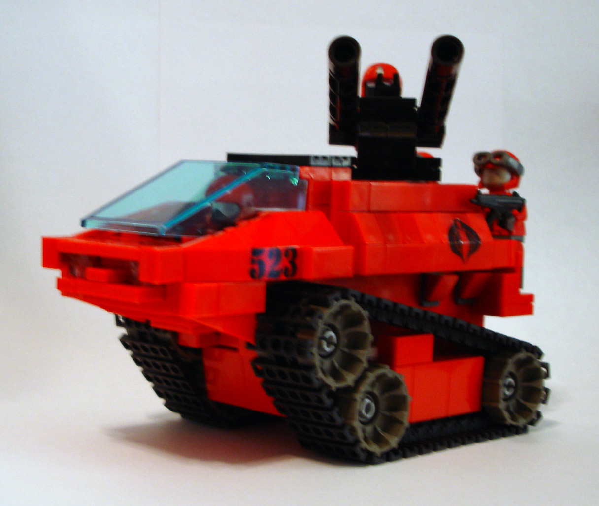 crimson_hiss_2.jpg