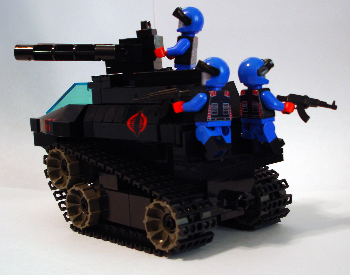 hiss_tank_3.jpg