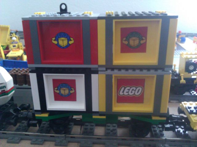 10_wide_container_car_double_stacked.jpg