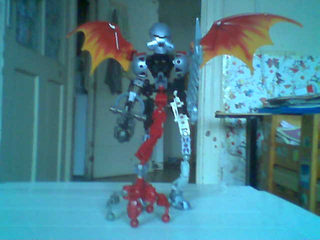 makuta_of_metru_nui_in_new_body.jpg