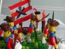 rsz_1legoredcoat_005.jpg