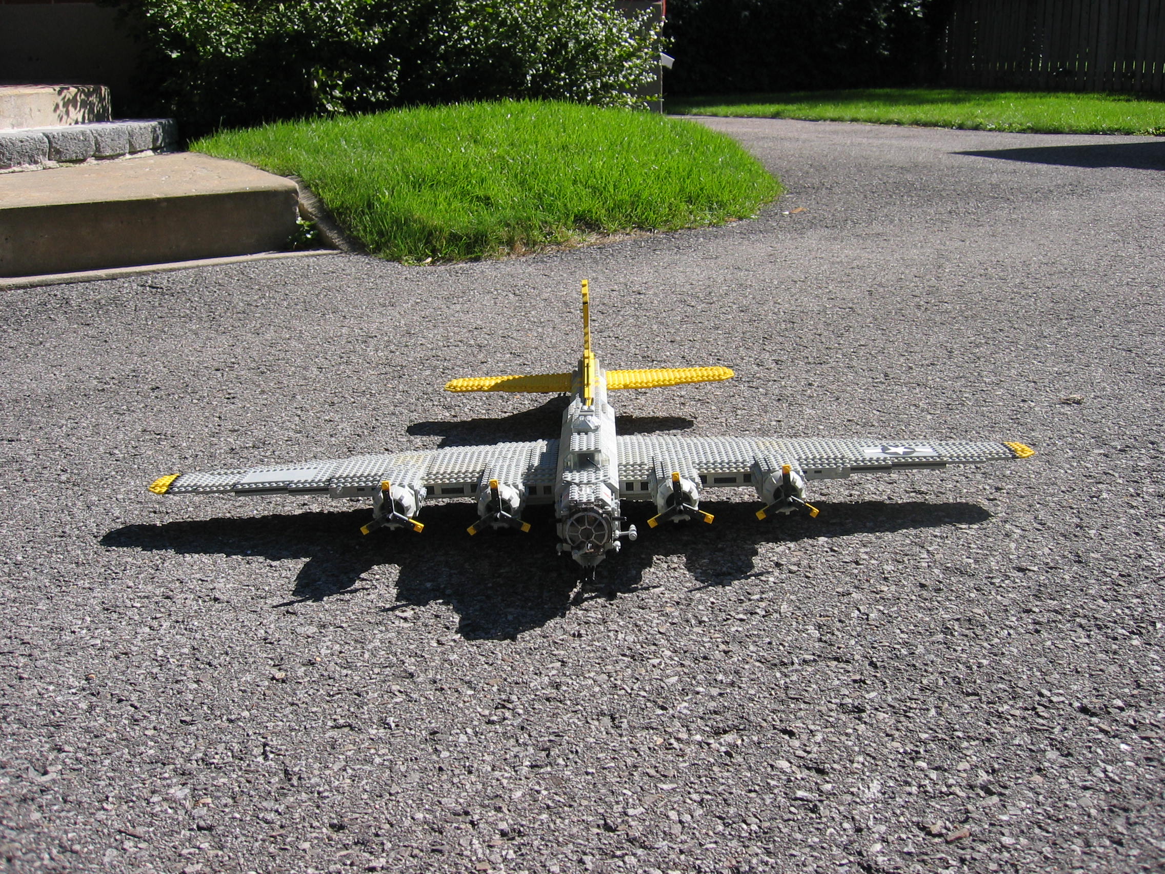 b17_00.jpg
