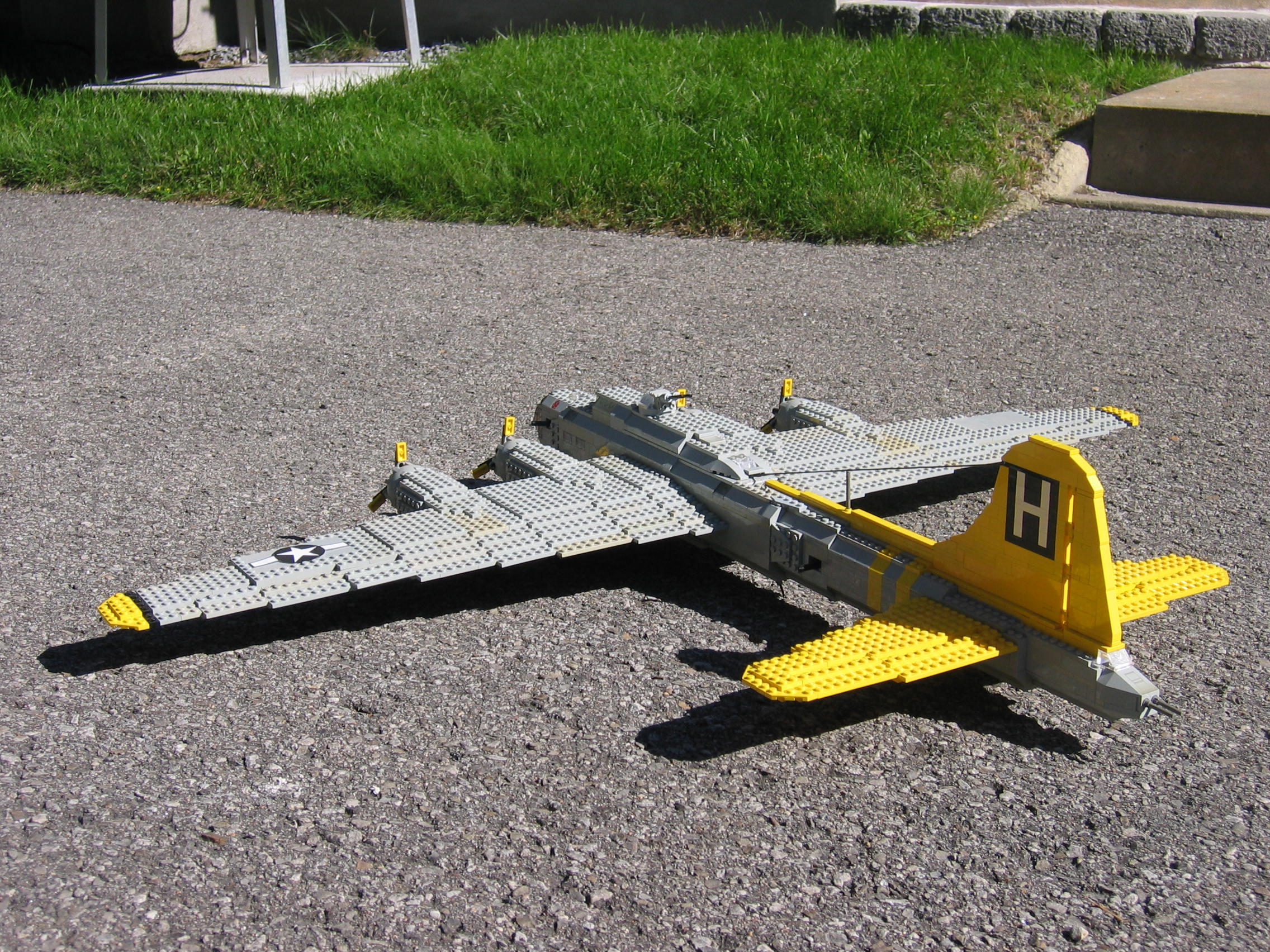 b17_04.jpg
