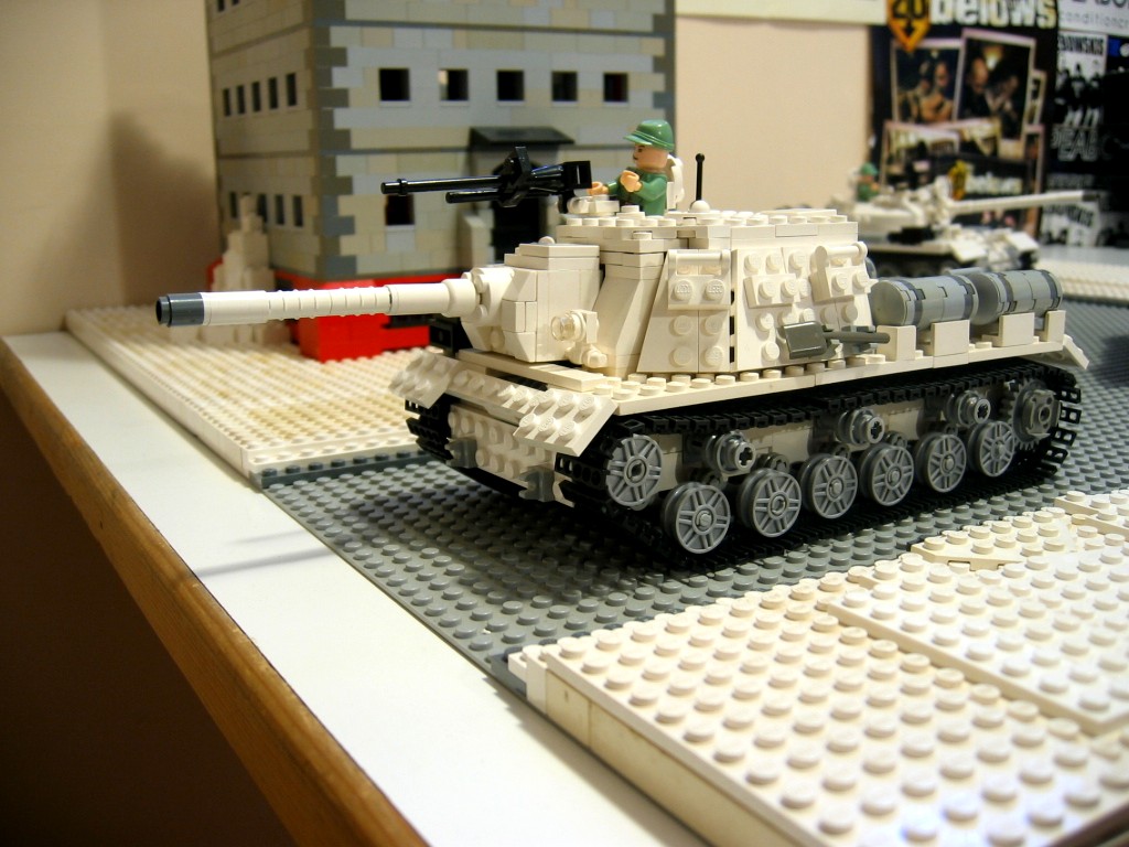 isu-152_01.jpg