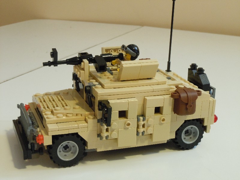 03_humvee.jpg