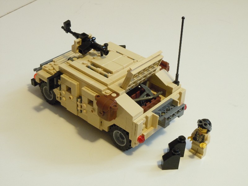 06_humvee.jpg