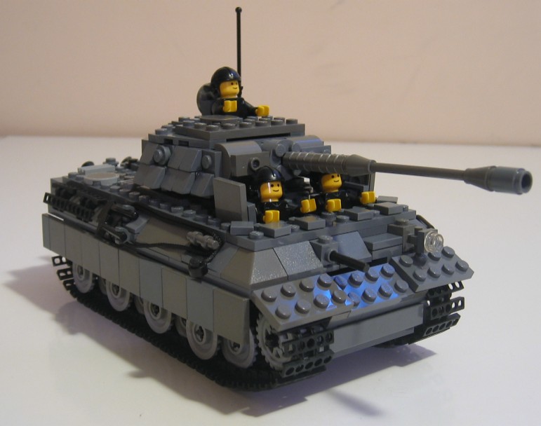 000_panther_01.jpg