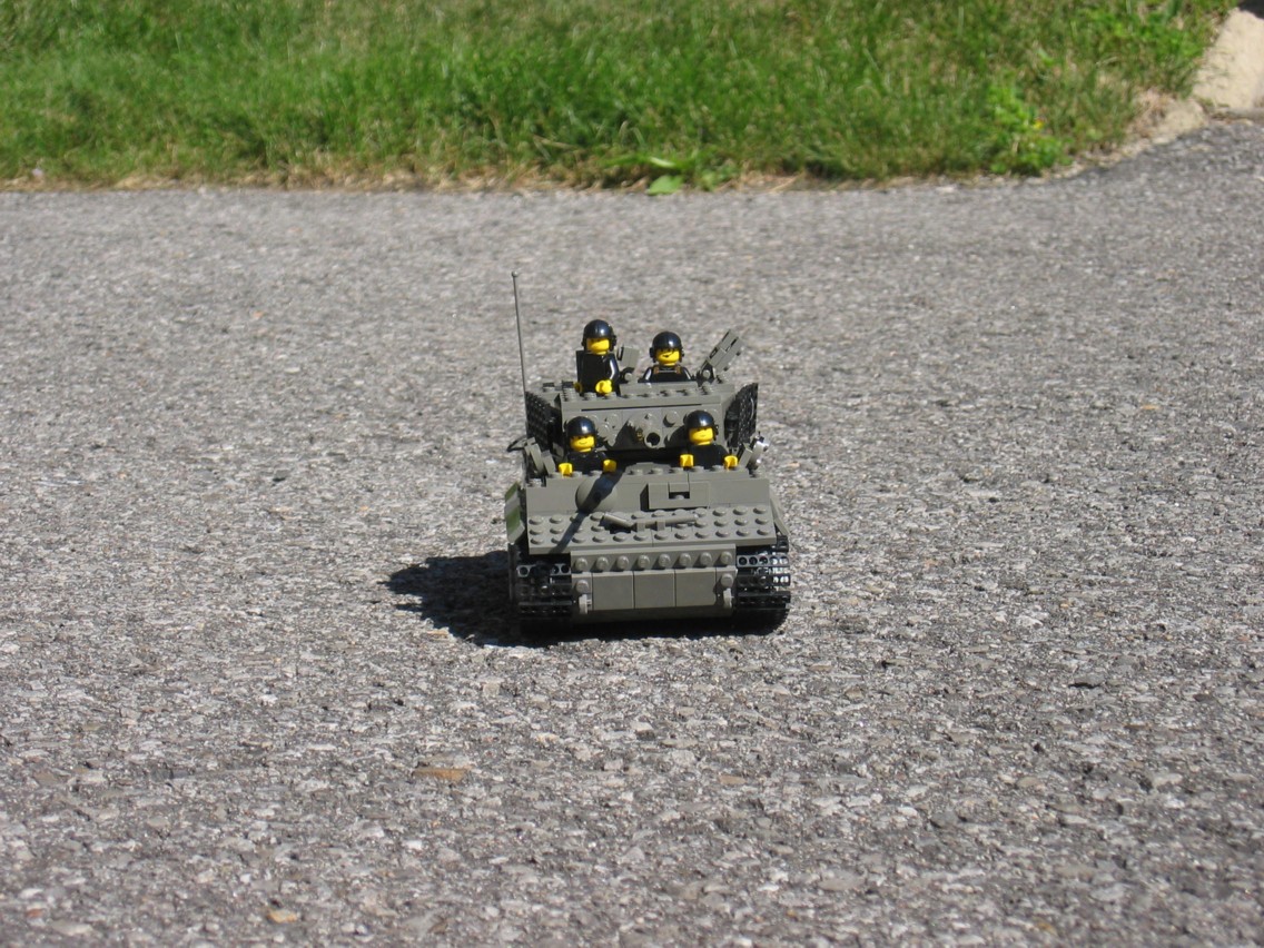 pzkpfwvi_e_tiger_08.jpg