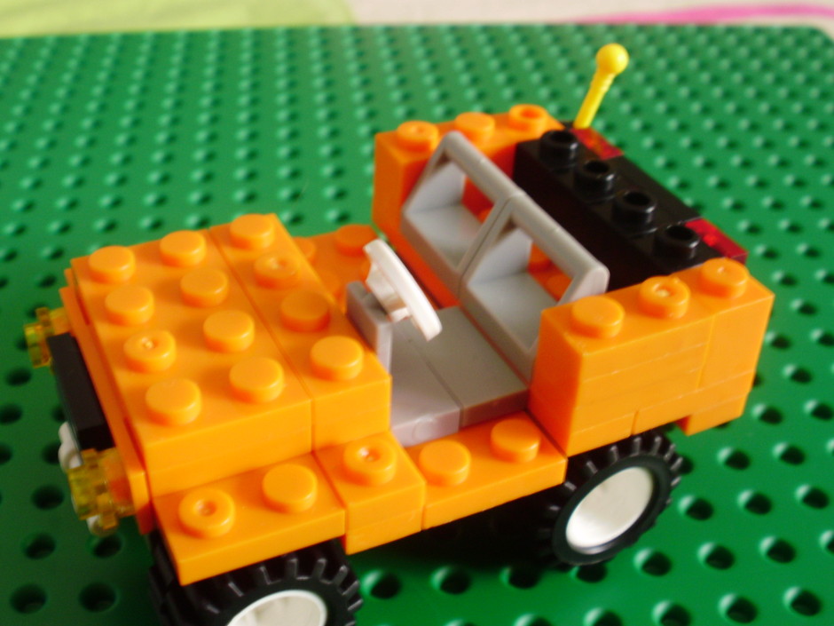 5706993_v02uj.jpg