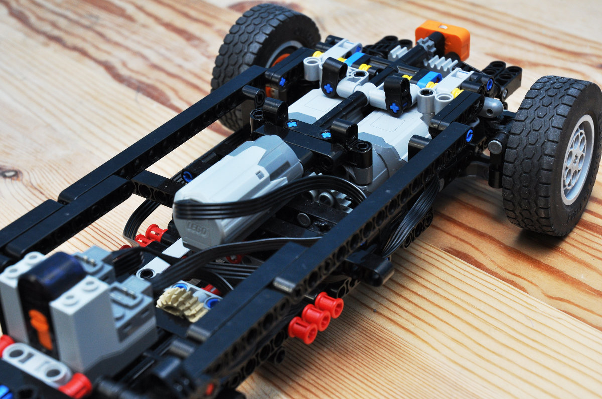 chassis02.jpg