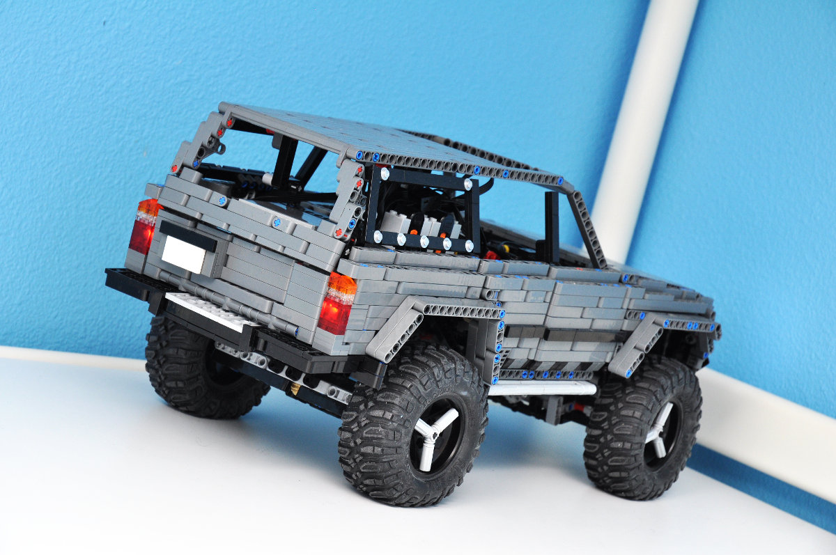 002_rear.jpg