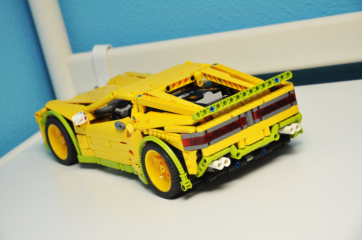 01_rear.jpg